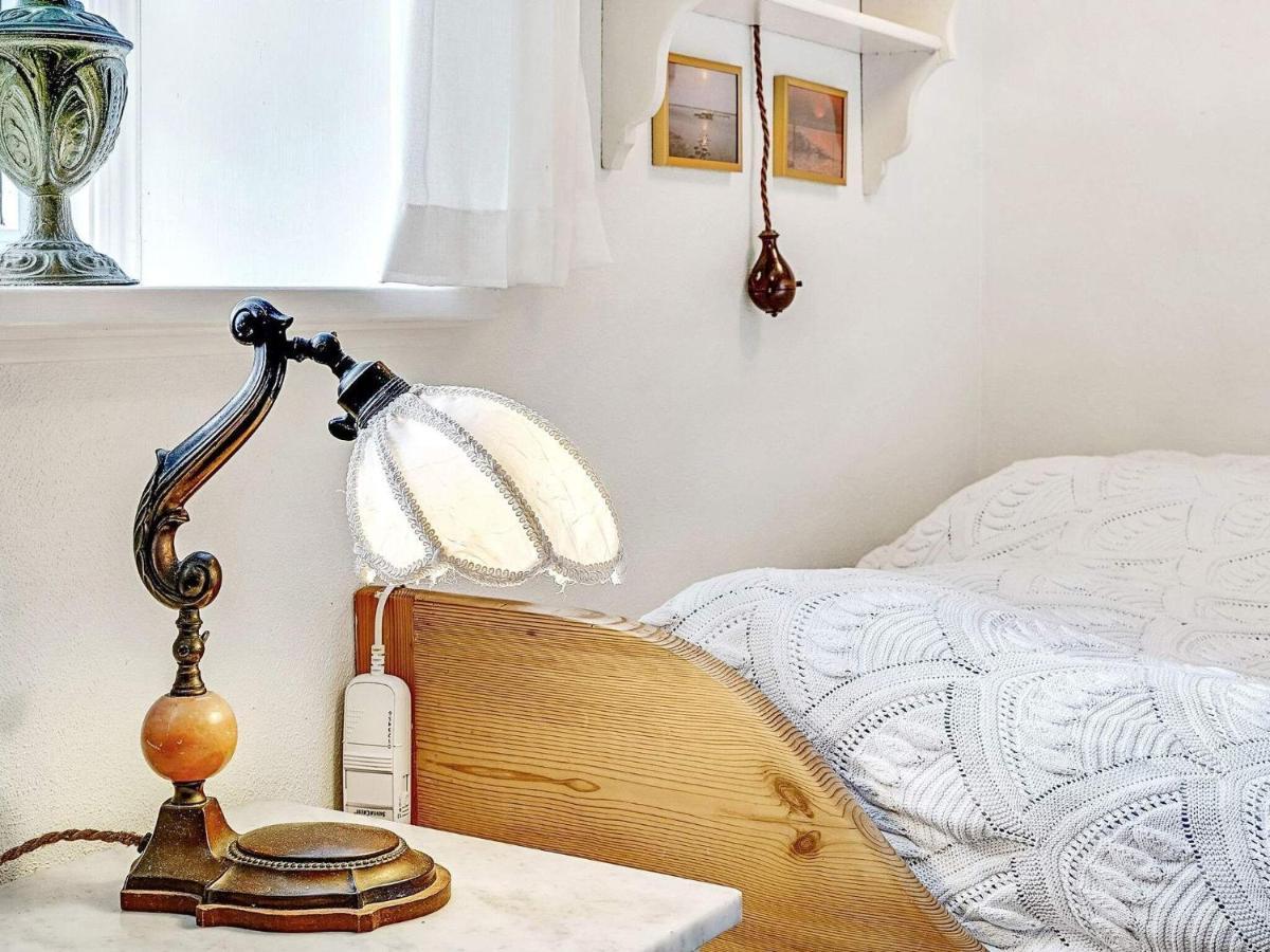 4 Person Holiday Home In T Nder Tønder Kültér fotó
